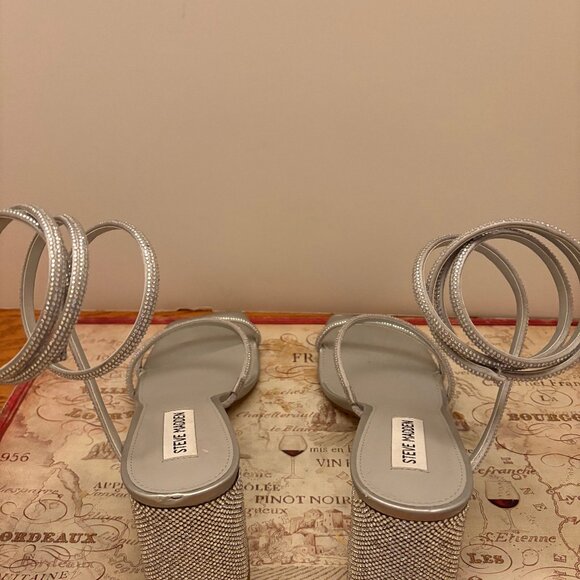 Steve Madden "Lopez" Silver Rhinestone Wrap Heels - Size 8.5 - Picture 2 of 5